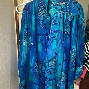 FINAL MARKDOWN All hours Blue and Teal Patterned blouse xl